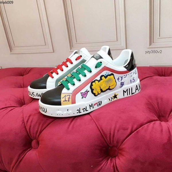 designer shoes men luxury designers sneaker women platform leather casual shoe low lace up sneakers with clear sole new trainers cd86
designer shoes men luxury designers sneaker women platform leather casual shoe low lace up sneakers with clear sole new trainers cd86