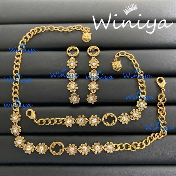 2023 designer new jewelry family necklace letter inlaid flower neck chain bracelet earrings temperament fashion set, Silver
2023 designer new jewelry family necklace letter inlaid flower neck chain bracelet earrings temperament fashion set, Silver