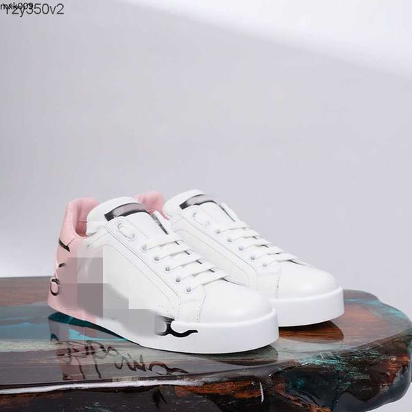 designer shoes men luxury designers sneaker women platform leather casual shoe low lace up sneakers with clear sole new m9ners 
designer shoes men luxury designers sneaker women platform leather casual shoe low lace up sneakers with clear sole new m9ners