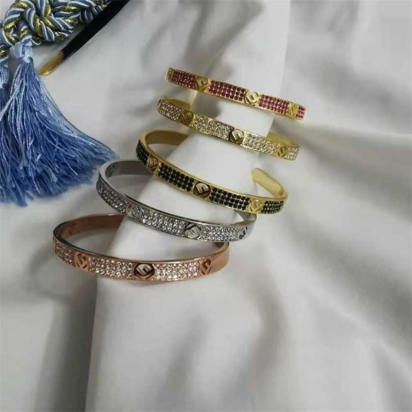designer bangle jewelry designer new fenjia 21 new f letter full diamond bracelet women's advanced temperament gold plated light luxury, Black
designer bangle jewelry designer new fenjia 21 new f letter full diamond bracelet women's advanced temperament gold plated light luxury, Black