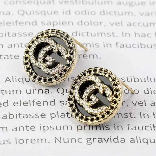 2023 designer new 925 pure tremella needle small fragrance inlaid diamond circle letter advanced sense earrings, Golden
2023 designer new 925 pure tremella needle small fragrance inlaid diamond circle letter advanced sense earrings, Golden