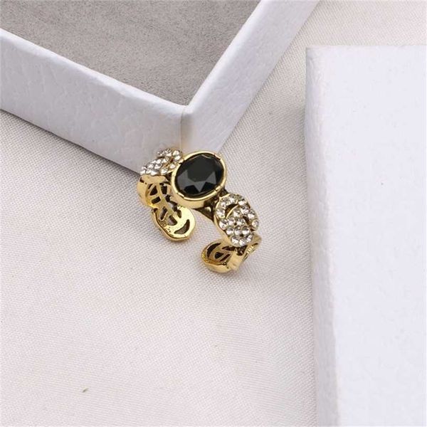 2023 designer new fashion jewelry black living flash middle versatile ancient family hand jewelry ring female, Silver
2023 designer new fashion jewelry black living flash middle versatile ancient family hand jewelry ring female, Silver