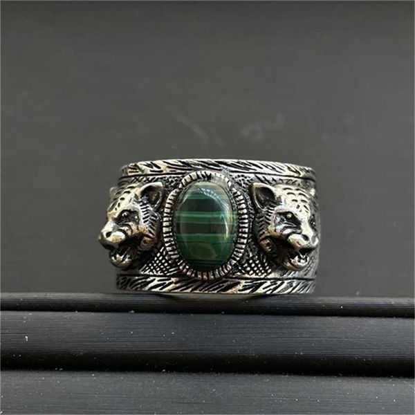 2023 designer new fashion jewelry s925 silver garden carved old pattern inlaid with resin double tiger head wide edition men's and wome
2023 designer new fashion jewelry s925 silver garden carved old pattern inlaid with resin double tiger head wide edition men's and wome