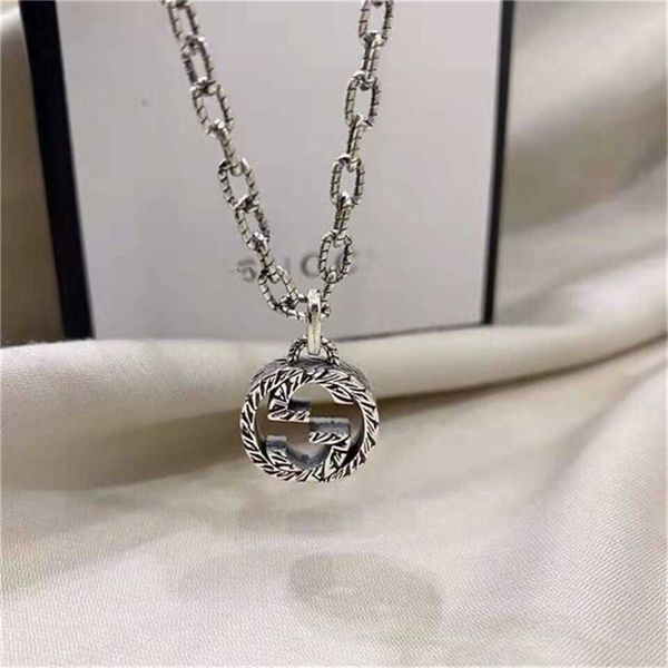 2023 designer new fashion jewelry family double thread pendant silver lovers necklace
2023 designer new fashion jewelry family double thread pendant silver lovers necklace