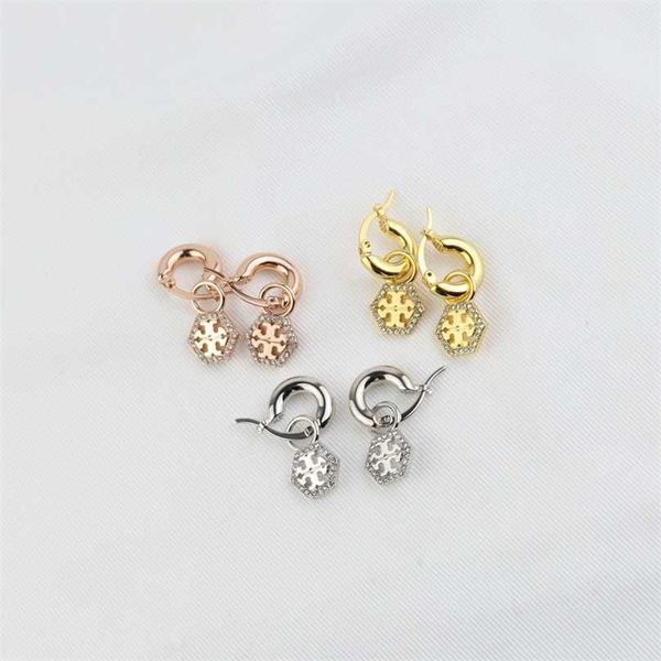 2023 designer new elegant luxurious simple and advanced full diamond inlaid hollowed-out hexagon separable two wearing versatile earrings fe, Silver
2023 designer new elegant luxurious simple and advanced full diamond inlaid hollowed-out hexagon separable two wearing versatile earrings fe, Silver