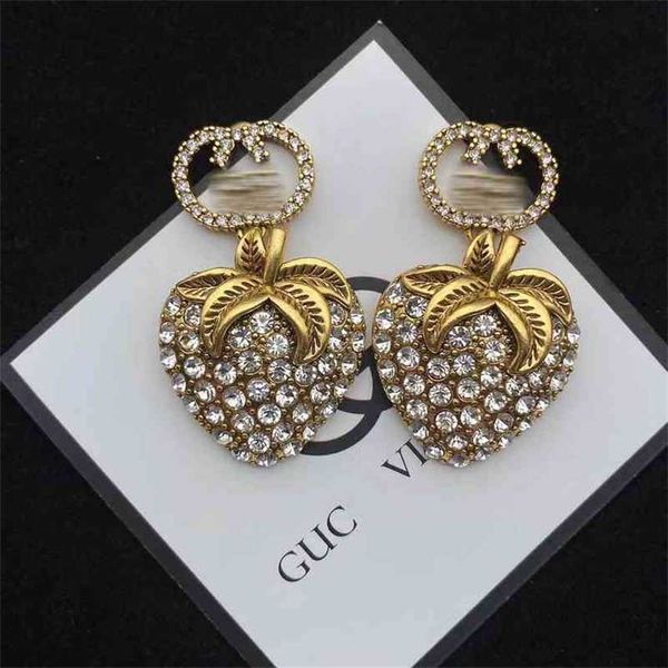2023 designer new gujia full diamond strawberry bronze tassel earrings net red same style double g925 silver needle, Golden
2023 designer new gujia full diamond strawberry bronze tassel earrings net red same style double g925 silver needle, Golden