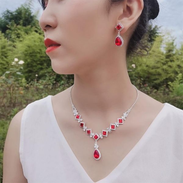 water drop style necklace pendant earring suit inlaid crystal suitable for various occasions earring use tide elements twinkle bridal neckla, Silver
water drop style necklace pendant earring suit inlaid crystal suitable for various occasions earring use tide elements twinkle bridal neckla, Silver