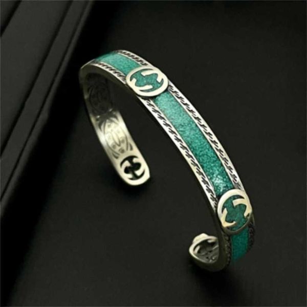 2023 designer new jewelry silver old letters green enamel bracelet fashion personalized couple bracelet, Black
2023 designer new jewelry silver old letters green enamel bracelet fashion personalized couple bracelet, Black