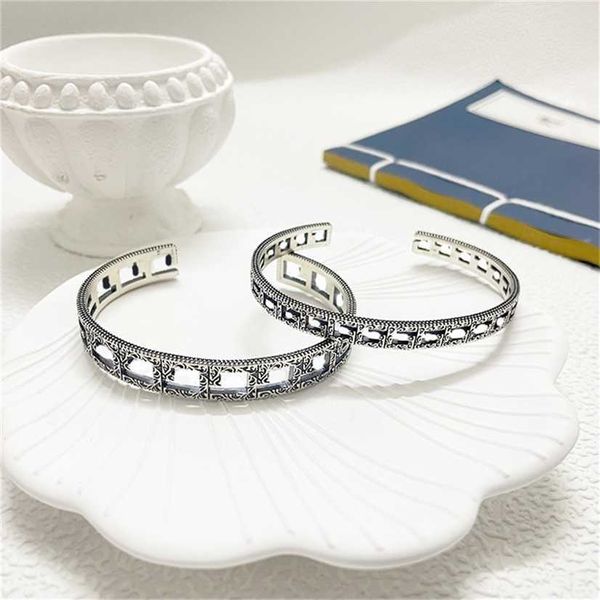 2023 designer new jewelry silver hollow out carved pattern bracelet wide and narrow version letter used hand decoration fashion couple, Black
2023 designer new jewelry silver hollow out carved pattern bracelet wide and narrow version letter used hand decoration fashion couple, Black