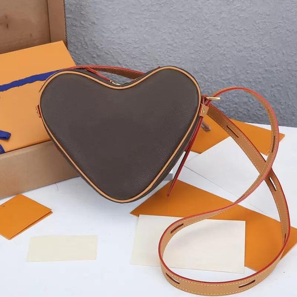 10a wallets hh boite chapeau souple womens designer mini bags red heart shape bag coin purse luxurious shoulder cross body small handbag pou
10a wallets hh boite chapeau souple womens designer mini bags red heart shape bag coin purse luxurious shoulder cross body small handbag pou