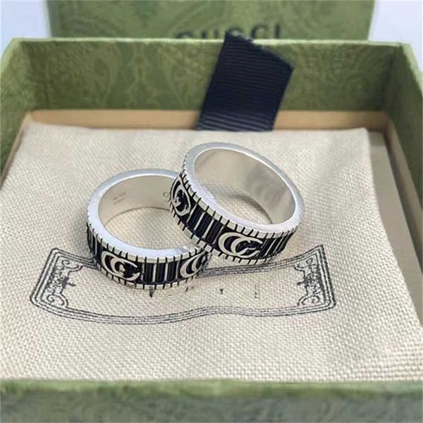 2023 designer new fashion jewelry sterling stripe black silver ring old stripe men and women lovers same pair ring
2023 designer new fashion jewelry sterling stripe black silver ring old stripe men and women lovers same pair ring