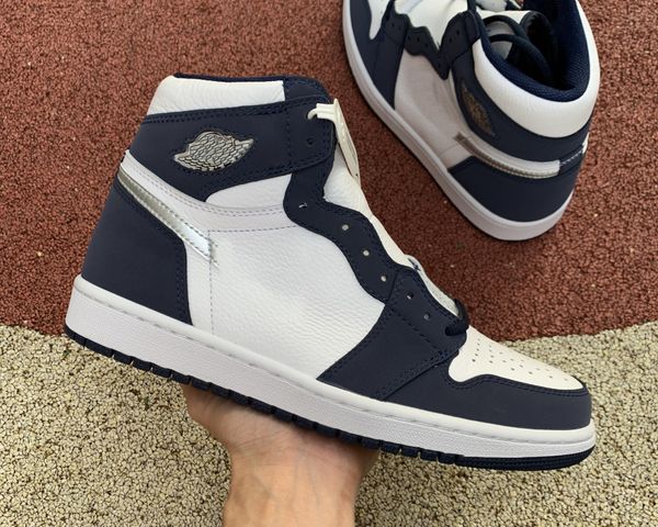mens jumpman 1 high og basketball shoes 1s midnight navy men women blue sneakers trainers with box
mens jumpman 1 high og basketball shoes 1s midnight navy men women blue sneakers trainers with box