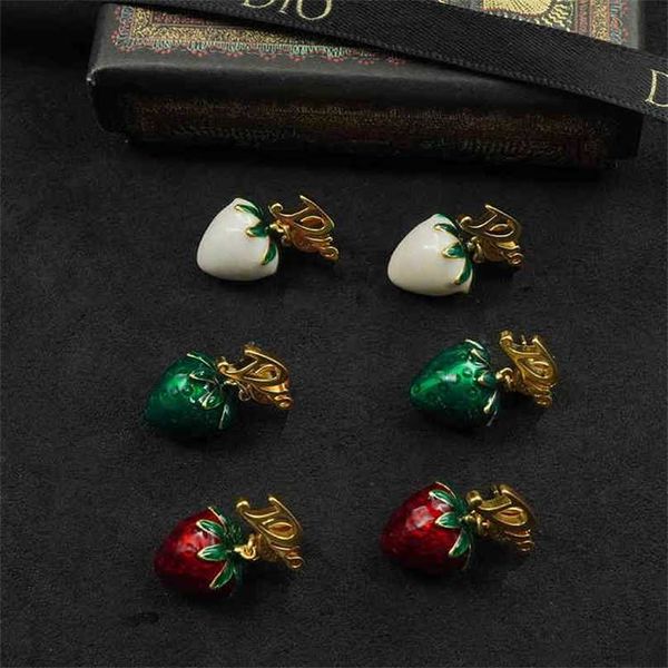 2023 designer new jewelry net red star baby same strawberry fashion temperament letter earrings, Silver
2023 designer new jewelry net red star baby same strawberry fashion temperament letter earrings, Silver