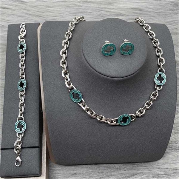 2023 designer new fashion jewelry gujia fashion trend earrings bracelet necklace suit female, Black
2023 designer new fashion jewelry gujia fashion trend earrings bracelet necklace suit female, Black