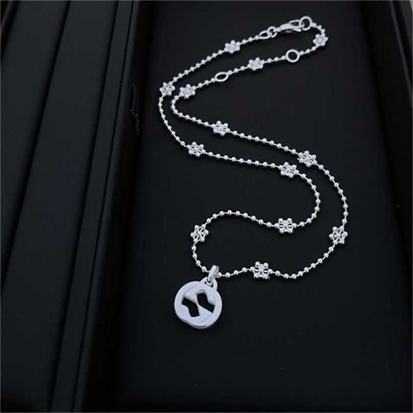 2023 designer new fashion jewelry gujia 925 silver double round bead snowflake body letter interlocking pendant plum blossom necklace women&
2023 designer new fashion jewelry gujia 925 silver double round bead snowflake body letter interlocking pendant plum blossom necklace women&