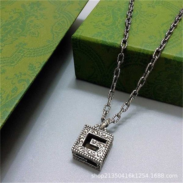 2023 designer new fashion jewelry gujia double square letter three-dimensional carved hollow necklace 925 silver fashion couple
2023 designer new fashion jewelry gujia double square letter three-dimensional carved hollow necklace 925 silver fashion couple