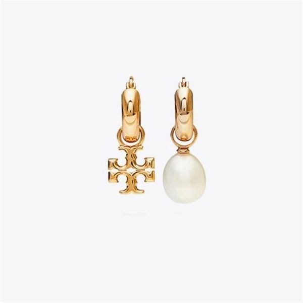 2023 designer new fashion jewelry jewelry pearl left and right asymmetric electroplating 18k thickened real, Golden
2023 designer new fashion jewelry jewelry pearl left and right asymmetric electroplating 18k thickened real, Golden