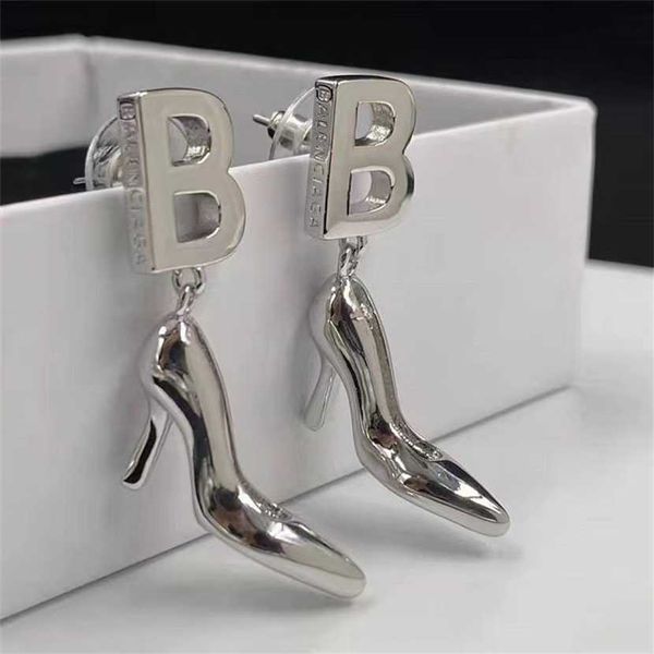 2023 designer new 2021 paris home letter b high-heeled shoes earrings brass high version platinum plated earrings female, Golden
2023 designer new 2021 paris home letter b high-heeled shoes earrings brass high version platinum plated earrings female, Golden