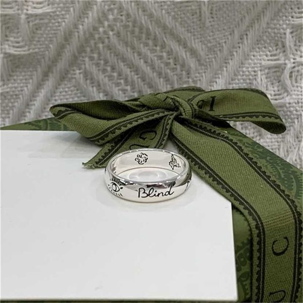 2023 designer new fashion jewelry couple's fashion flower pair 92g fearless family ring, Silver
2023 designer new fashion jewelry couple's fashion flower pair 92g fearless family ring, Silver