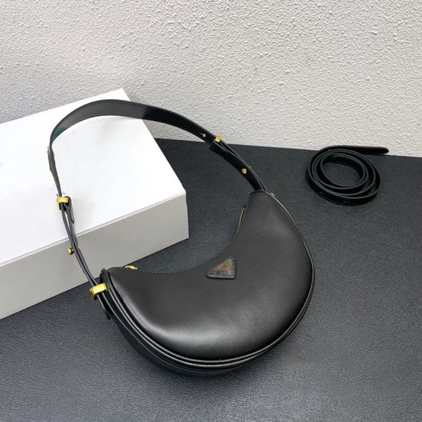 luxury designer loop bag croissant bags shoulder hobo designer purse cosmetic half-moon baguette underarm handbag crossbody metal chain coll
luxury designer loop bag croissant bags shoulder hobo designer purse cosmetic half-moon baguette underarm handbag crossbody metal chain coll
