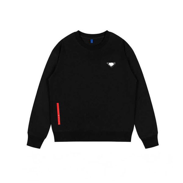 fashion mens sweatshirt designer sweater men women classic red stripe triangle long sleeved t shirt loose round neck pullover coat, Black
fashion mens sweatshirt designer sweater men women classic red stripe triangle long sleeved t shirt loose round neck pullover coat, Black