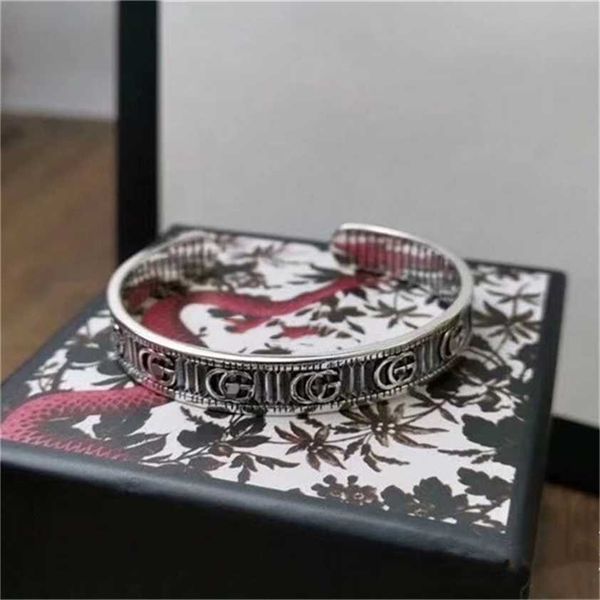 2023 designer new fashion jewelry 925 double stripe open letter pattern old simple fashionable men's and women's bracelet, Black
2023 designer new fashion jewelry 925 double stripe open letter pattern old simple fashionable men's and women's bracelet, Black