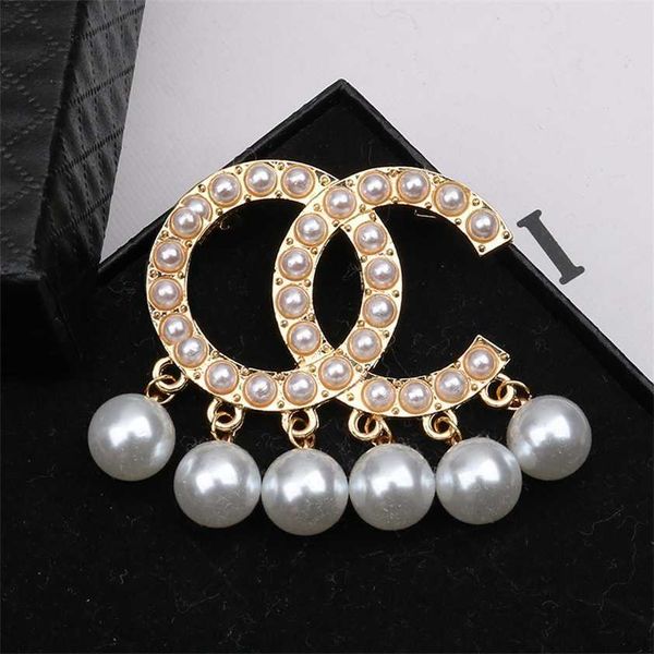 2023 designer new fashion brooch sweater suit coat pin personalized fashion accessories, Silver
2023 designer new fashion brooch sweater suit coat pin personalized fashion accessories, Silver