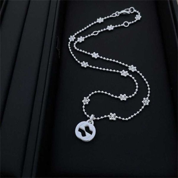 2023 designer new jewelry silver letter snowflake necklace minority personality fashion simple clavicle chain, Black
2023 designer new jewelry silver letter snowflake necklace minority personality fashion simple clavicle chain, Black