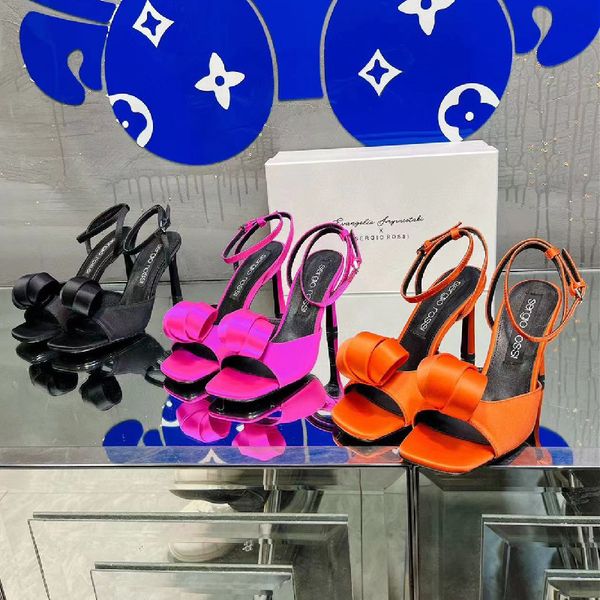 luxury brand pumps sandals women's real silk flowers head stilk head stiletto sandals summer fashion temperament female shoes, Black
luxury brand pumps sandals women's real silk flowers head stilk head stiletto sandals summer fashion temperament female shoes, Black