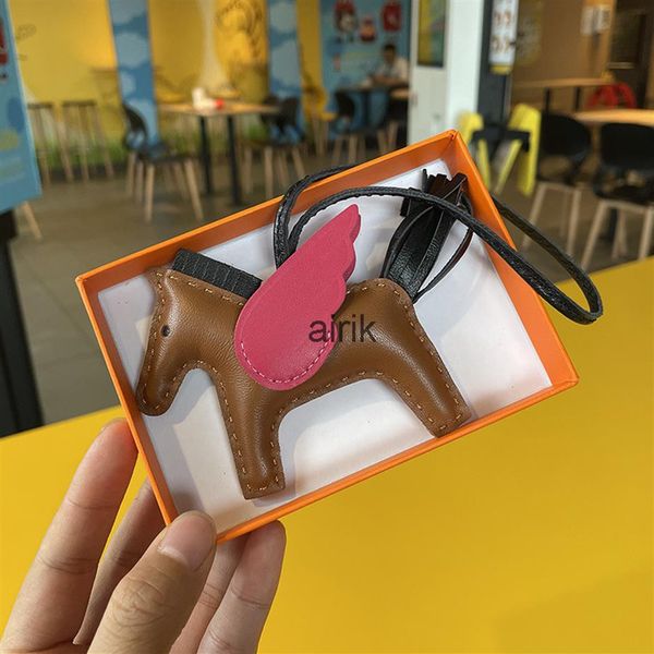 brand swift sheepskin horse bag charm keychains luxury paddock keyring real leather nano pegasus pendant wing flying ornament2426, Black
brand swift sheepskin horse bag charm keychains luxury paddock keyring real leather nano pegasus pendant wing flying ornament2426, Black