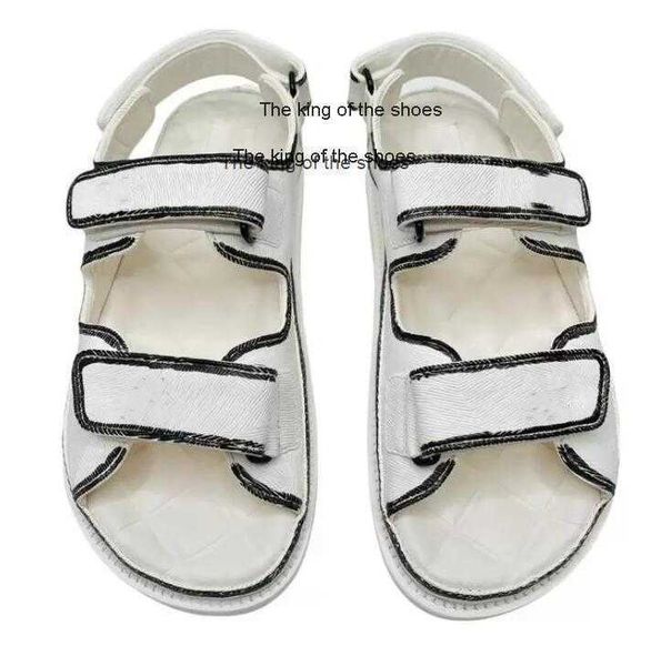 slipperswhite black leather mules slides strap flats printed dad sandals hook and loop beach shoes imported sheepskin lining size 35-42
slipperswhite black leather mules slides strap flats printed dad sandals hook and loop beach shoes imported sheepskin lining size 35-42