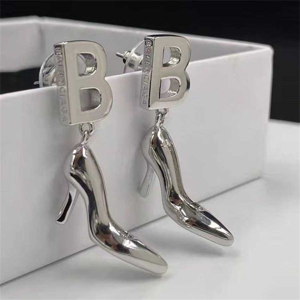 2023 designer new 2021 paris home letter b high-heeled shoes earrings brass high version platinum plated earrings female, Golden
2023 designer new 2021 paris home letter b high-heeled shoes earrings brass high version platinum plated earrings female, Golden