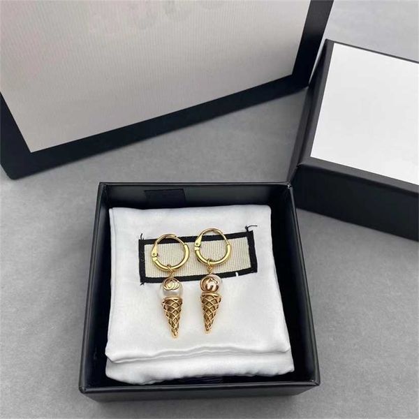 2023 designer new jewelry pearl earrings women's doubles classic simple ice cream shape side long earrings temperament versatile, Golden
2023 designer new jewelry pearl earrings women's doubles classic simple ice cream shape side long earrings temperament versatile, Golden