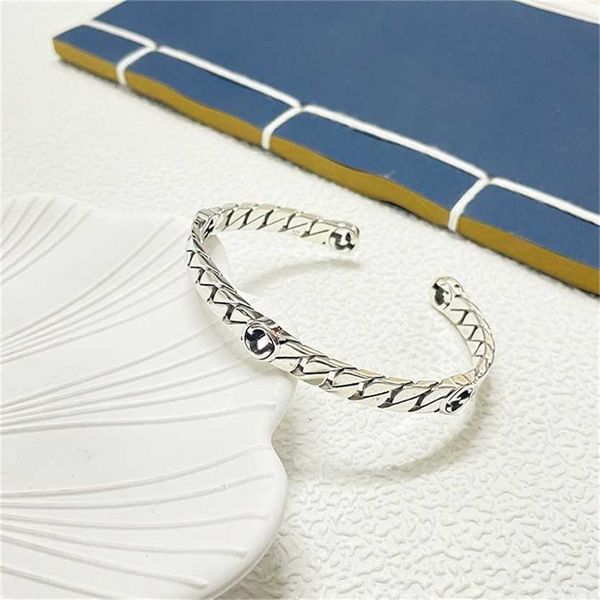 2023 designer new jewelry silver glossy chain cuban bracelet woven interlocking double handmade fashion couple, Black
2023 designer new jewelry silver glossy chain cuban bracelet woven interlocking double handmade fashion couple, Black