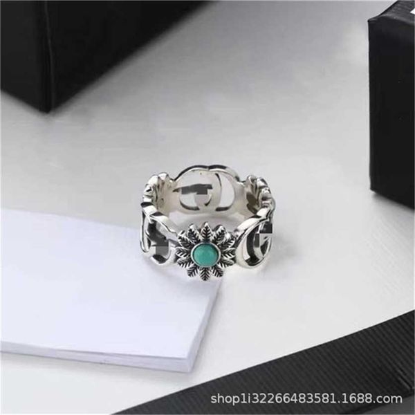 2023 designer new fashion jewelry 925 double turquoise small daisy old petal male and female style pair ring, Silver
2023 designer new fashion jewelry 925 double turquoise small daisy old petal male and female style pair ring, Silver