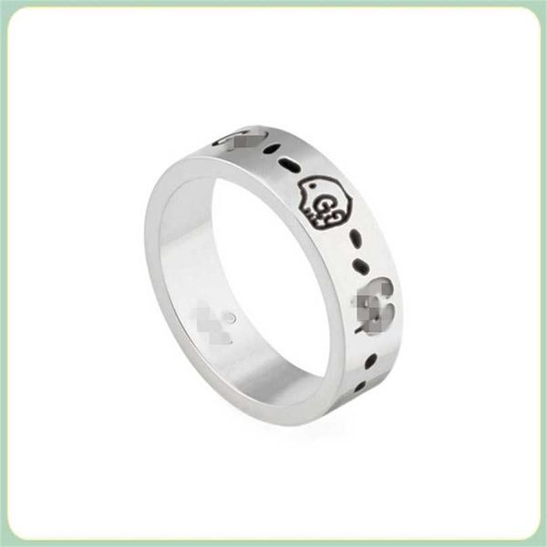 2023 designer new jewelry skull bent head trend personalized fashion men and women's same type couple ring, Silver
2023 designer new jewelry skull bent head trend personalized fashion men and women's same type couple ring, Silver