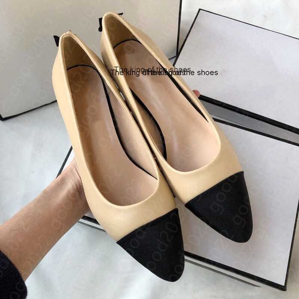 slippers2023 summer sandals women's loamers pointed shallow luxury designer flats mesh thick heels 4.5cm small fragrant shoes 35-41, Black
slippers2023 summer sandals women's loamers pointed shallow luxury designer flats mesh thick heels 4.5cm small fragrant shoes 35-41, Black