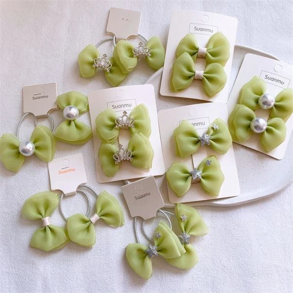 1 pair spring new fashion sweet girl princess crown star hairpins children small fresh green series yarn bow hair rope headwear, Slivery;white
1 pair spring new fashion sweet girl princess crown star hairpins children small fresh green series yarn bow hair rope headwear, Slivery;white