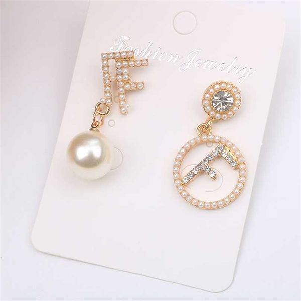 2023 designer new korean fashion rhinestone pearl asymmetric temperament letter earrings personality network red tide woman, Golden
2023 designer new korean fashion rhinestone pearl asymmetric temperament letter earrings personality network red tide woman, Golden