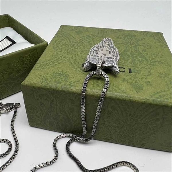2023 designer new fashion jewelry gujia fashion domineering double wolf head pendant necklace an old trend, Silver
2023 designer new fashion jewelry gujia fashion domineering double wolf head pendant necklace an old trend, Silver