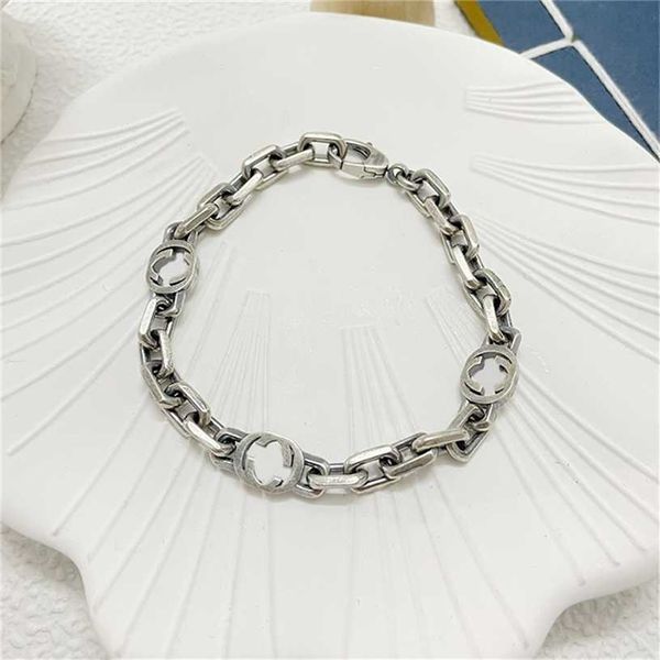 2023 designer new jewelry silver old interlocking letter fine exquisite bracelet men and women lovers cuba chain bracelet, Black
2023 designer new jewelry silver old interlocking letter fine exquisite bracelet men and women lovers cuba chain bracelet, Black