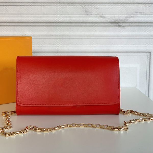 fashion bag versatile women's shoulder bag lacquer leather large metal logo design chain bag
fashion bag versatile women's shoulder bag lacquer leather large metal logo design chain bag
