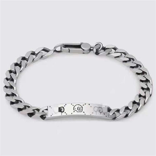 2023 designer new jewelry double skull fashion trend versatile couple men's and women's bracelet same high-end bracelet, Black
2023 designer new jewelry double skull fashion trend versatile couple men's and women's bracelet same high-end bracelet, Black