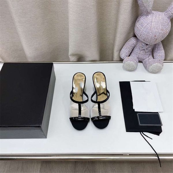 luxury design sandals 2023 fashion channel women summer high heels leather cross lace up student casual slippers 08-0022, Black
luxury design sandals 2023 fashion channel women summer high heels leather cross lace up student casual slippers 08-0022, Black
