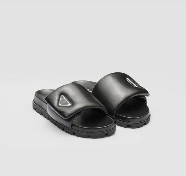 2023 designer slippers women nappa leather slides flip flops fashion rubber sole beach mules, Black
2023 designer slippers women nappa leather slides flip flops fashion rubber sole beach mules, Black
