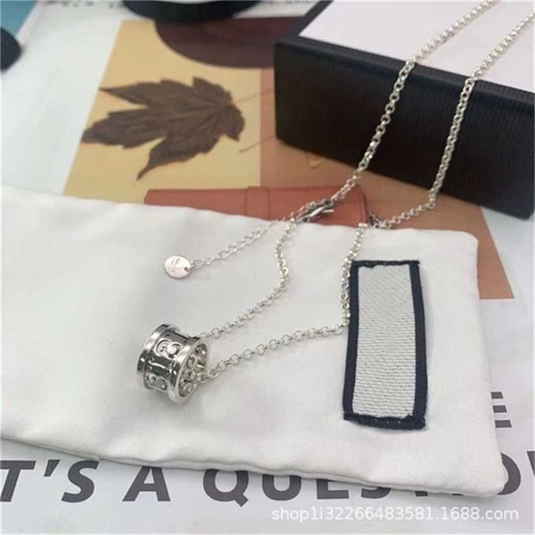2023 designer new fashion jewelry 925 double hollow letter small manyao necklace women's transfer tube pendant lovers gift same style, Silver
2023 designer new fashion jewelry 925 double hollow letter small manyao necklace women's transfer tube pendant lovers gift same style, Silver
