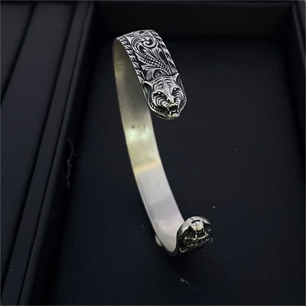 2023 designer new fashion jewelry s925 silver carved pattern garden animal ancient made old tiger head men's and women's personali, Black
2023 designer new fashion jewelry s925 silver carved pattern garden animal ancient made old tiger head men's and women's personali, Black