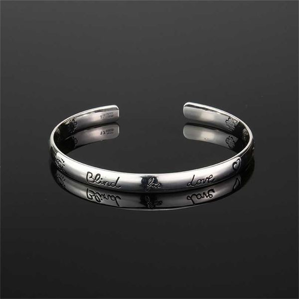 2023 designer new jewelry double bracelet love fearless flower and bird eye pattern fashion wide narrow version couple bracelet for girlfrie, Black
2023 designer new jewelry double bracelet love fearless flower and bird eye pattern fashion wide narrow version couple bracelet for girlfrie, Black