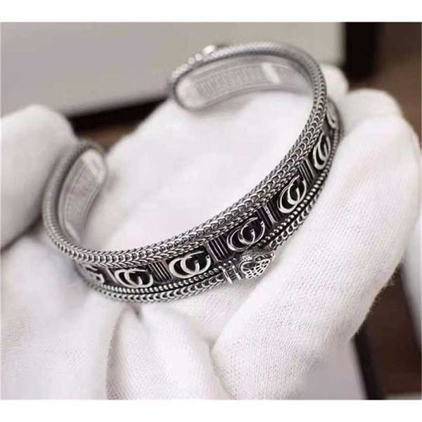 2023 designer new fashion jewelry gujia double g-stripe gear bracelet fashion trend men and women with open letter bracelet, Black
2023 designer new fashion jewelry gujia double g-stripe gear bracelet fashion trend men and women with open letter bracelet, Black