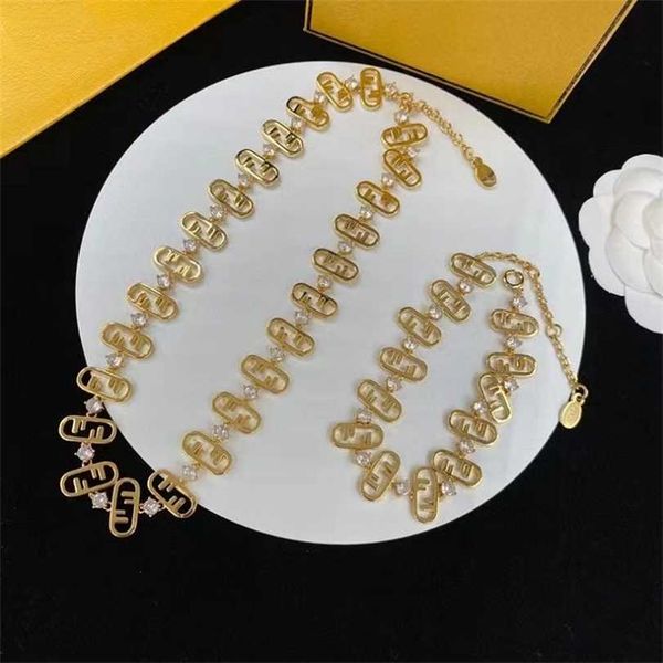 2023 designer new fenjia multiple letter combination necklace diamond inlaid brass material non fading niche design sweater chain, Black
2023 designer new fenjia multiple letter combination necklace diamond inlaid brass material non fading niche design sweater chain, Black